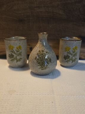 Takahashi Speckled Ceramic Bud Vase & Cup Set, Tiny Flower Herb Details